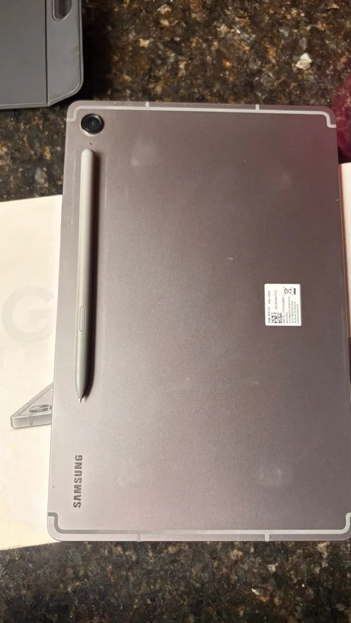 Vendo tablet tab s9 fe da Samsung de 128g - Foto 2