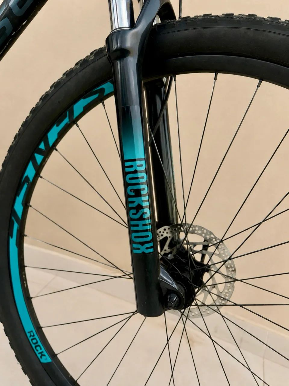 Bicicleta Sense Rock Evo 2023 - Foto 4