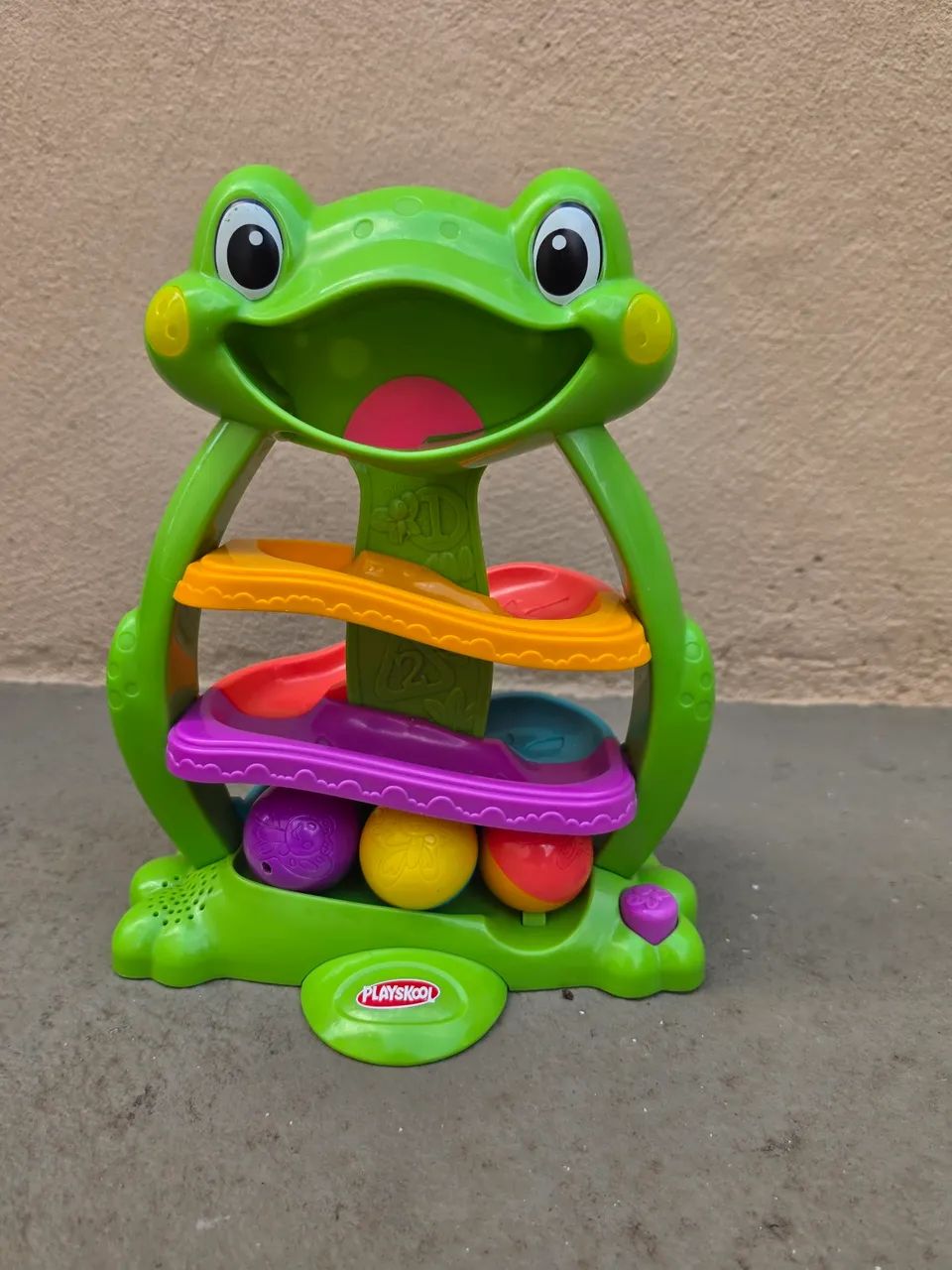 Sapo interativo Playskool 