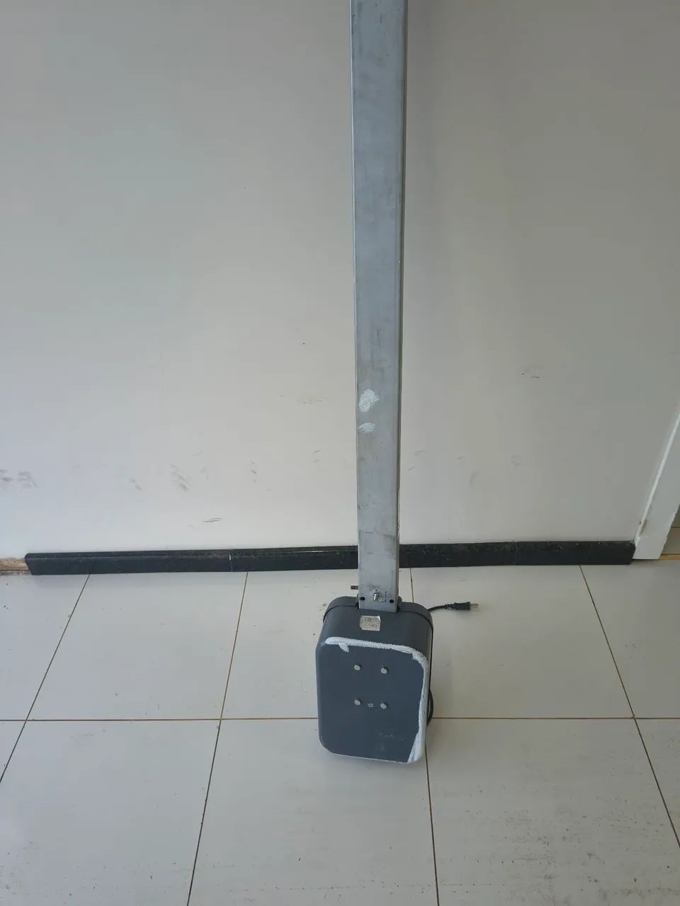 MOTOR PARA PORTÃO DE ELEVAÇÃO 
