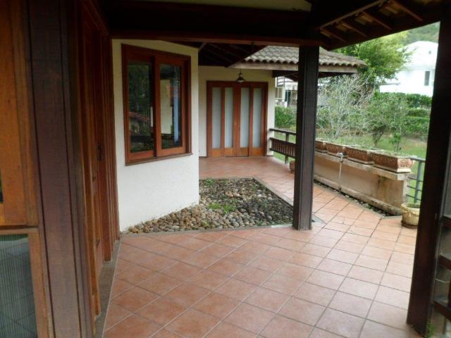 Mansão, ubá, 04 quartos, suíte, 5 vagas Piscina, localização privilegiada - Foto 13