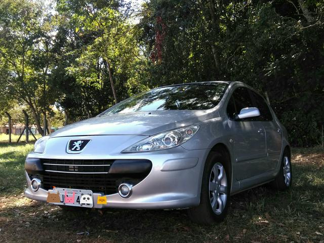 Troco ou vendo Pegeout 307 Presence Hatch