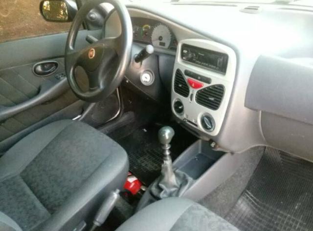 Fiat palio 1.0 ANO 2010 - Foto 8