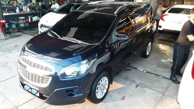 Vendo Spin 1.8 15/16 5 Lugares - Foto 7
