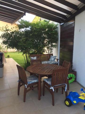 Casa cond. de Luxo, mobiliada, 5/4, sendo 4 Suítes, com piscina - Foto 2