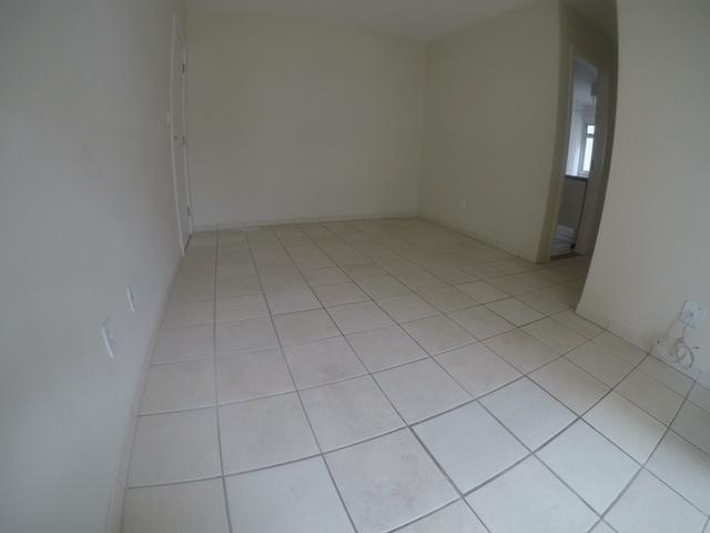 LH - Apartamentos com 2 quartos em Colinas de Laranjeiras - Ilha de Vitória - Foto 3