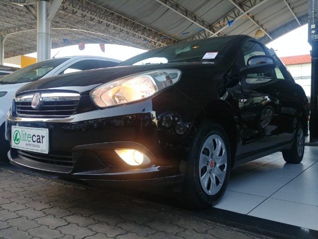 Fiat Grand Siena 1.4 Attractive 2013 - Foto 3