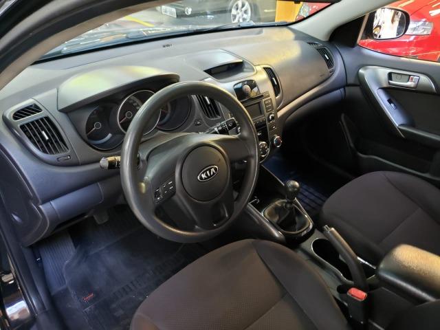 (6550) Kia Cerato 1.6 - Foto 8