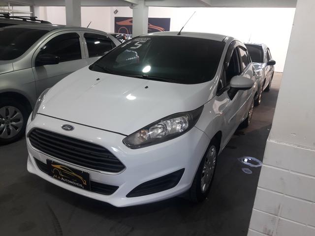 Ford New Fiesta 1.5 Hatch L S Flex 4P Manual c/ GNV (+ pequena entrada)