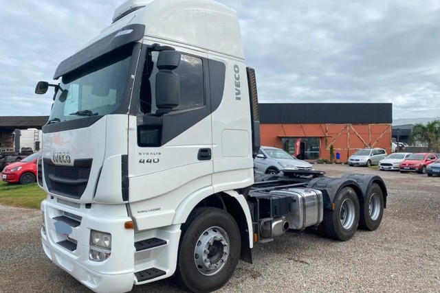 IVECO STRALIS HIWAY 6X2