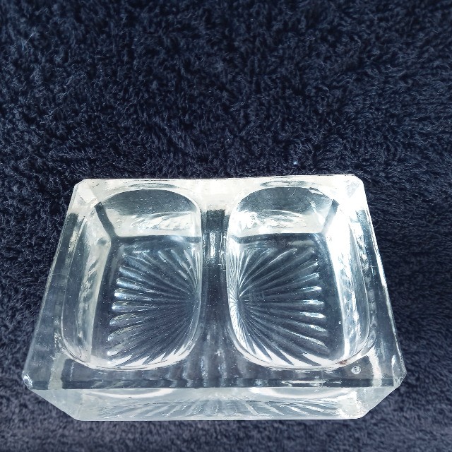 Potiche  Raro Tcheco em Vidro Grosso  com rica lapidação item de Antiquário. - Foto 5