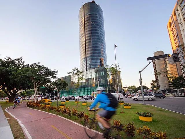 Conjunto de 520 m² com 6 vagas - Foto 2