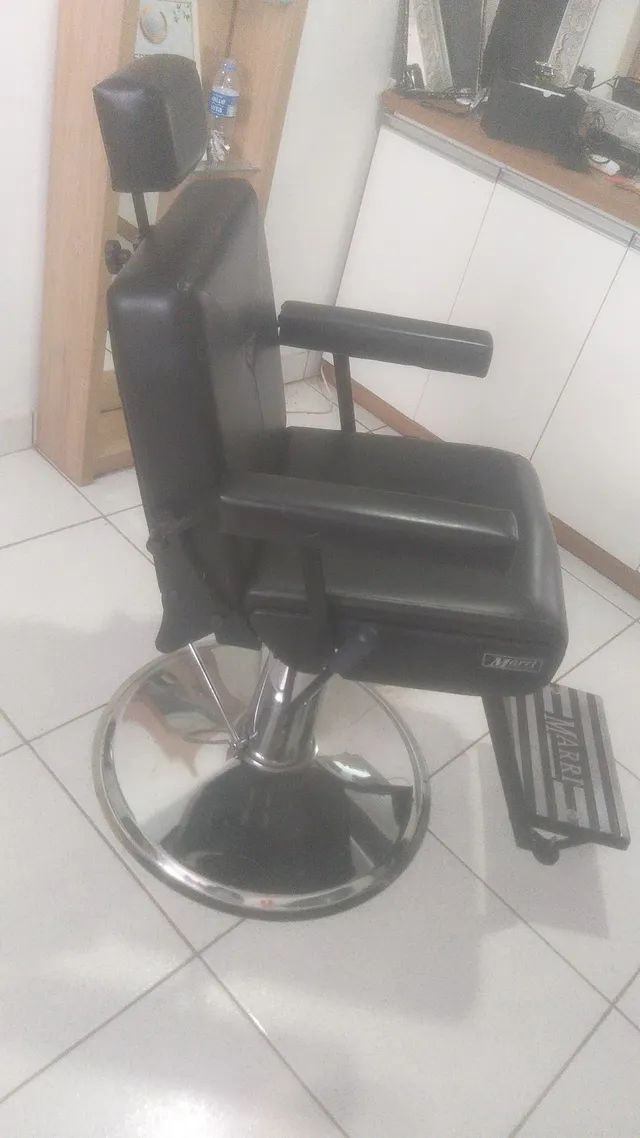 Cadeira barbeiro marri usada olx