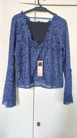 Blusa nova pop up store M