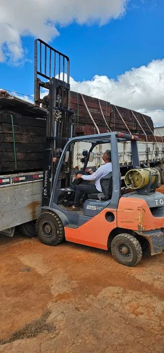 Madeira de Malha Ferroviária para Cerca e Curral 17cmx24cmx2,80metros - Foto 3