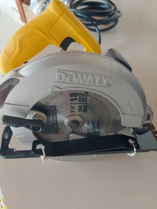 Serra Circular Dewalt DWE560  Pot.1400W