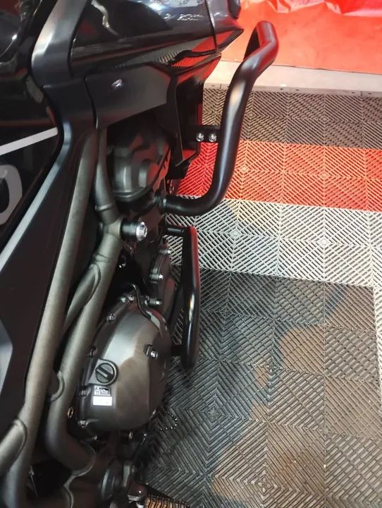 Venda de moto Triumph Tiger impecável  - Foto 10