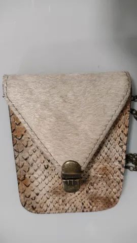 NOVA - Bolsinha animal print com detalhes em couro - Foto 3