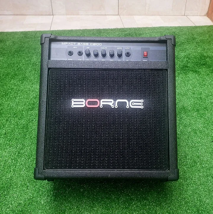 Amplificador Borne Impact Bass CB100 70W para Baixo<br>