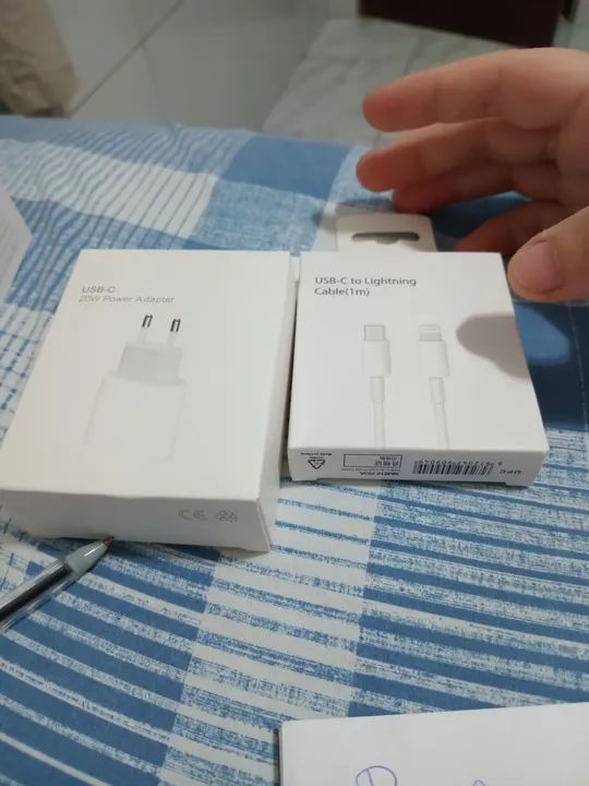 Carregador Apple 20W USB-C Original e Cabo USB-C para Lightning 1m