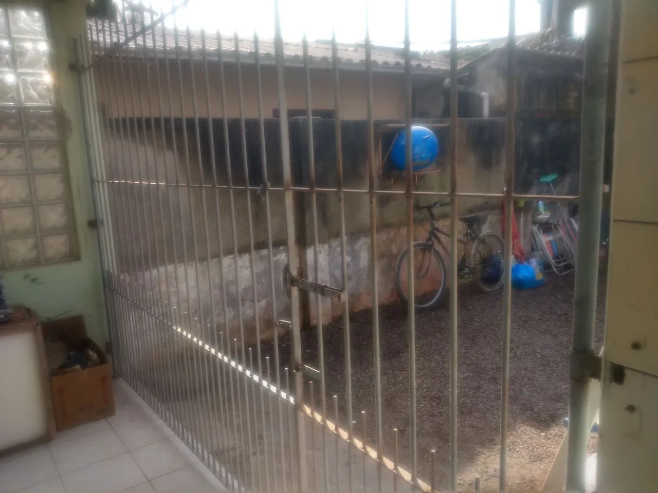 Vendo janelas e portões de ferro  - Foto 2