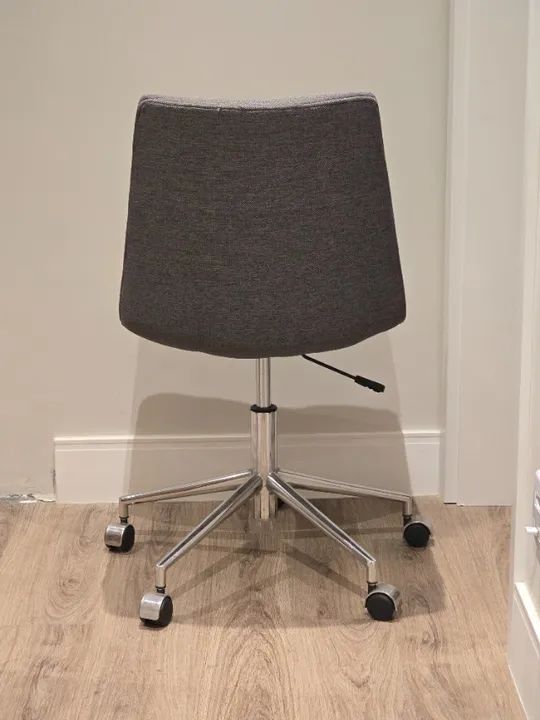 Cadeira de escritório Tok&Stok - Foto 2