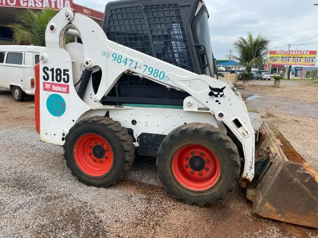 Minicarregadeira Bobcat S185
