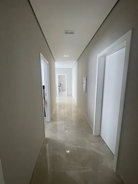 Casa com cinco suítes - 368m² - Ponta Negra - Foto 5
