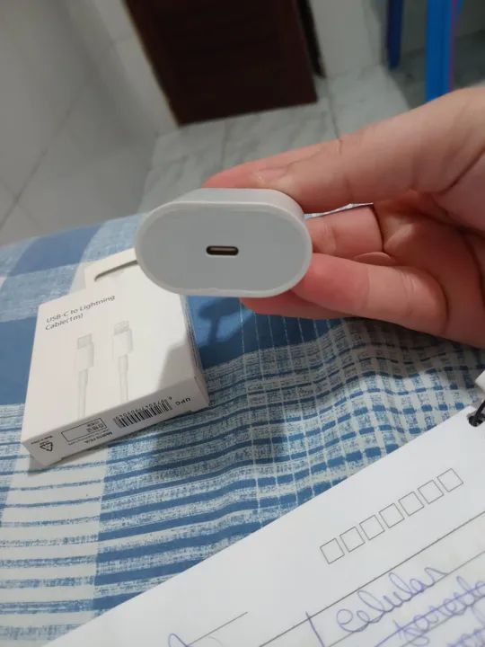 Carregador Apple 20W USB-C Original e Cabo USB-C para Lightning 1m - Foto 2