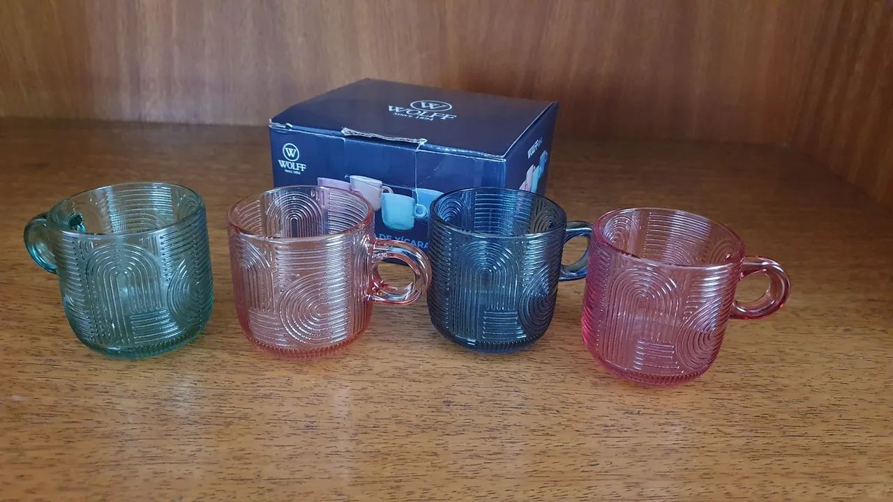 4 xícaras de café coloridas ( Novas )