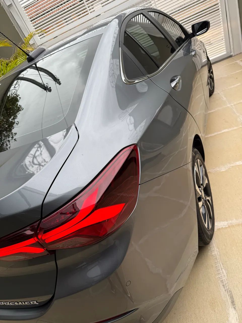 Chevrolet Onix Plus Premier 1.0 12V TB Flex Aut. 4P 2023 - Foto 5