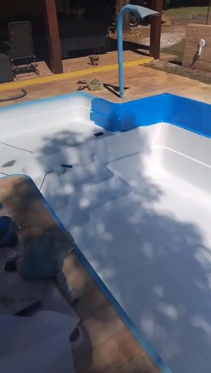 Pintura em piscinas 