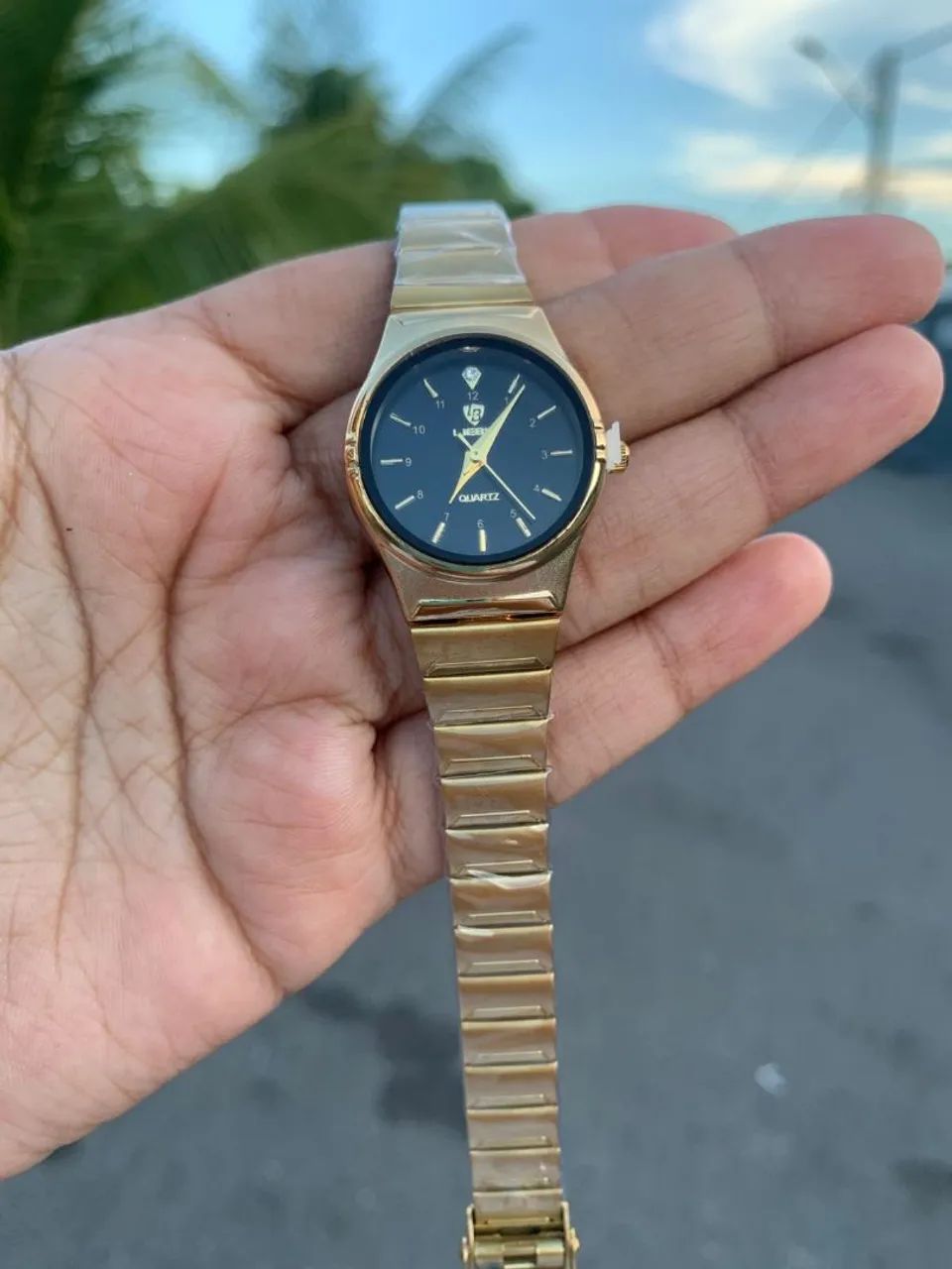 Relógio Dourado Quartz Elegante a prova de água  - Foto 3