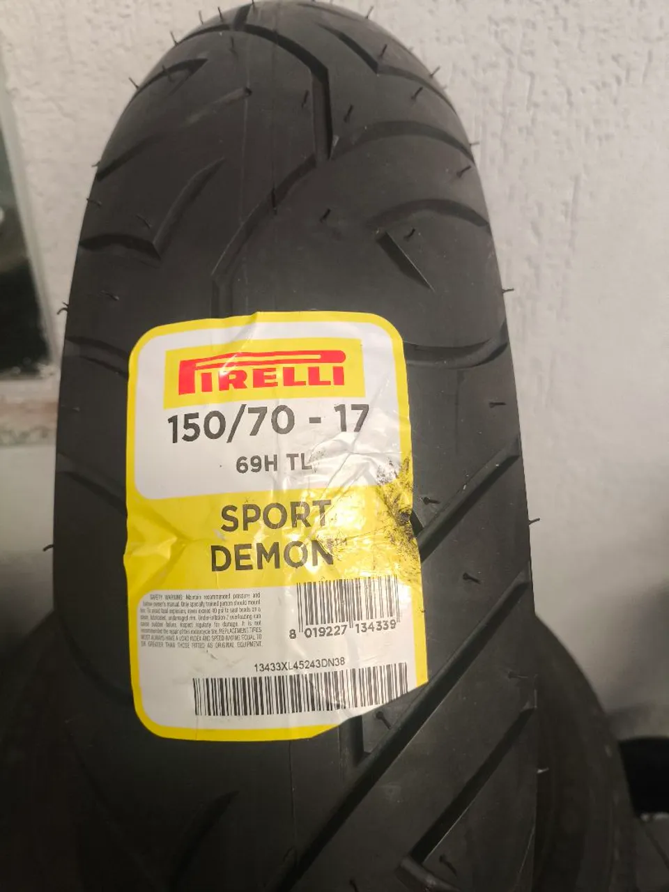 Pneu Pirelli Sport Demon 150/70-17