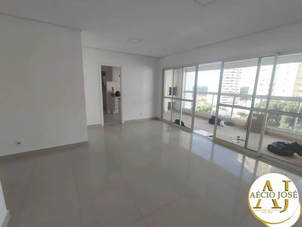 Alugo apartamento Edifício Reserva Bonifácia com 130 m², 4 quartos!