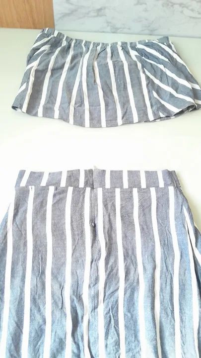 Conjunto de saia e croped listrado - Foto 4