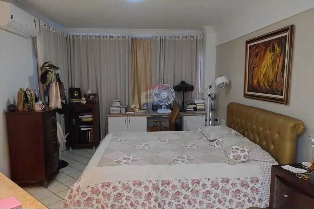 Apartamento 4 qtos, Ponta Verde Beira Mar 1º andar. - Foto 2