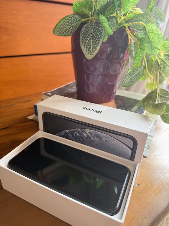 iPhone XR Preto 128GB - usado