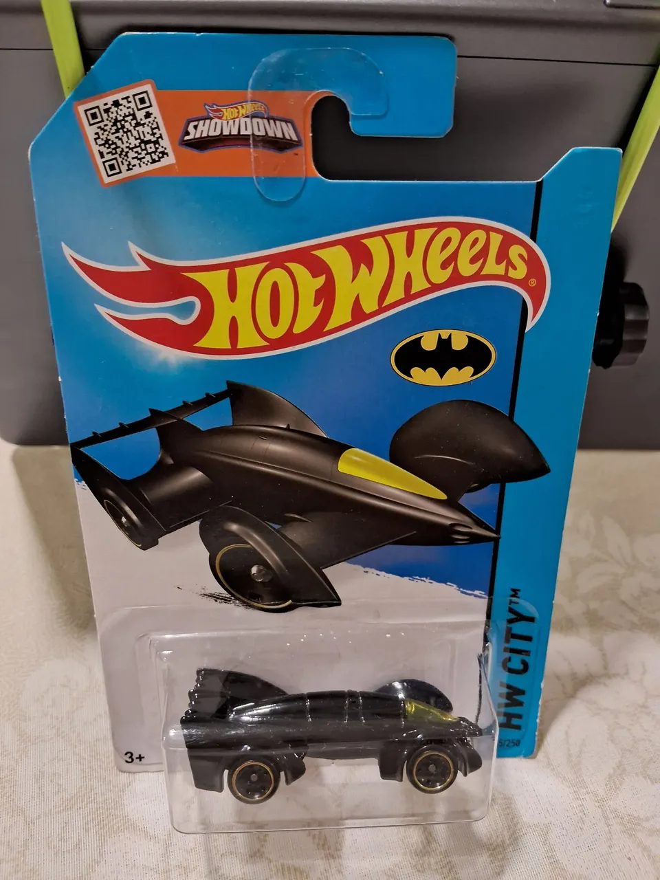 Hot Wheels Batmobile - Batman Live 2013