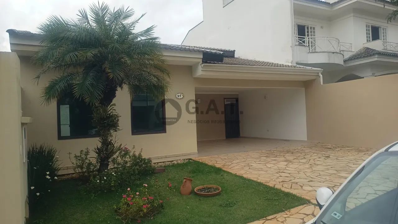 CASA EM CONDOMÍNIO À VENDA NO RESIDENCIAL VILA INGLESA - SOROCABA/SP