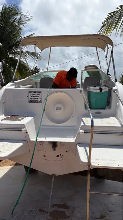 Lancha impecável para momentos inesquecíveis! - Foto 8