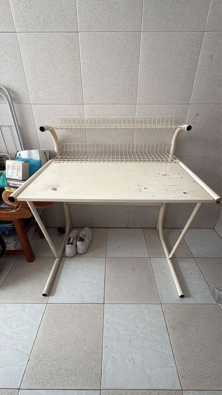 Escrivaninha industrial 