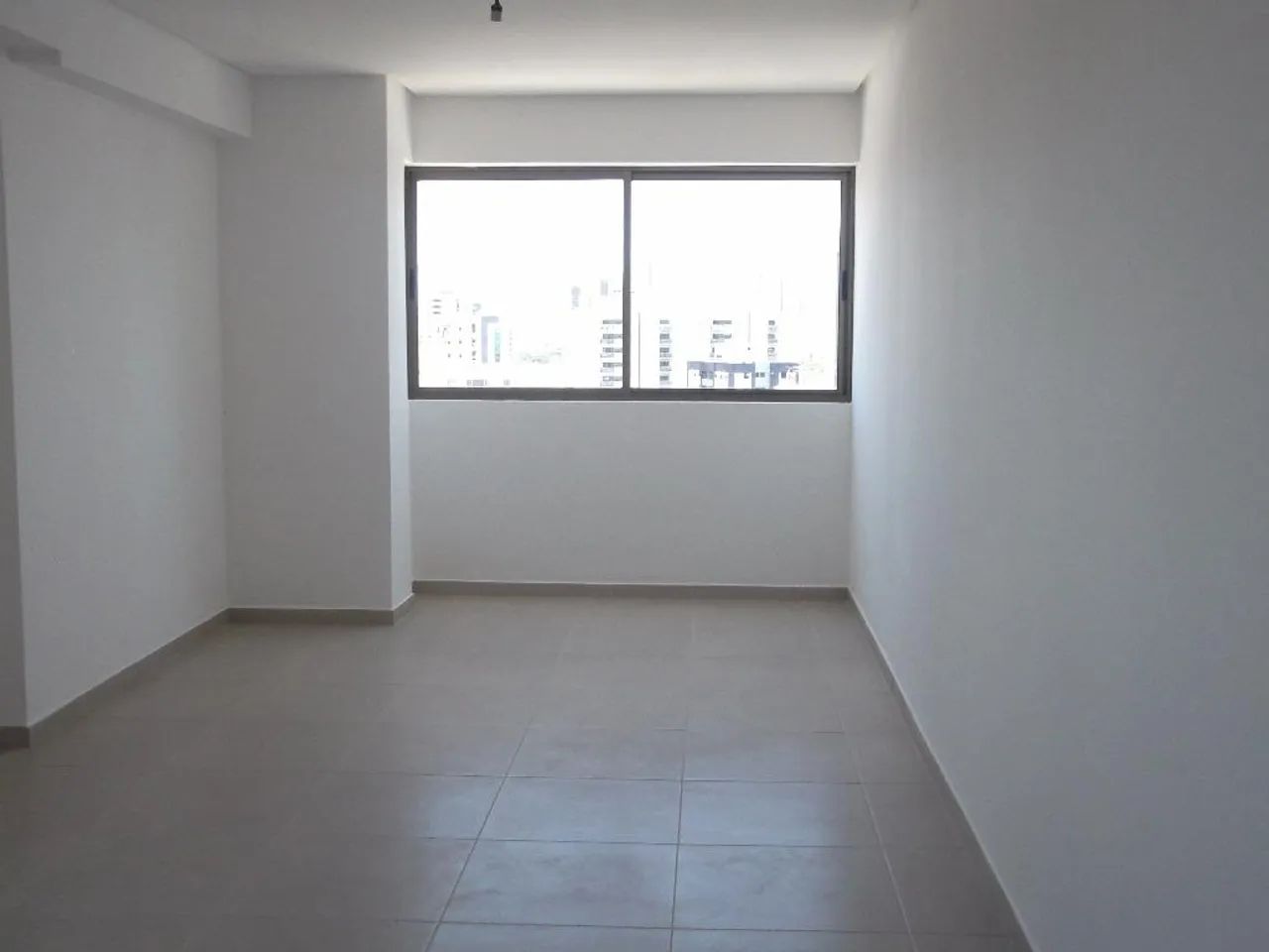 Casa Forte  Sala Comercial à Venda no Empresarial Ubaias  Recife