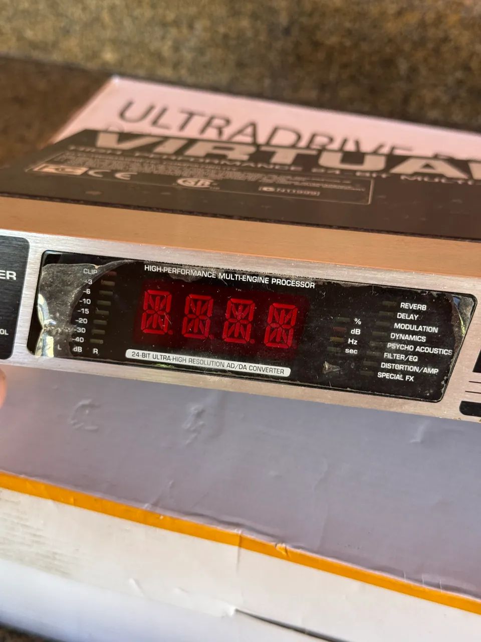 Virtualize pro Behringer64985867916802121