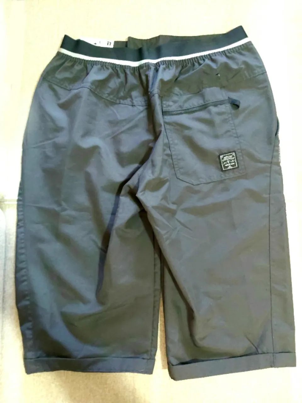 Bermuda Marca Quechua - Tamanho M ( Nova )