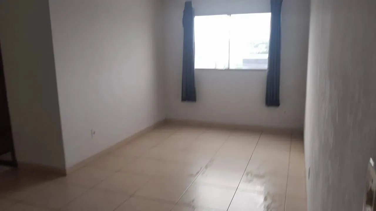 Aluga kit no centro 40m² r$1.100,00.