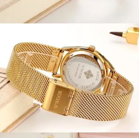 Relógio feminino com pulseira dourada  Wwoor  - Foto 2