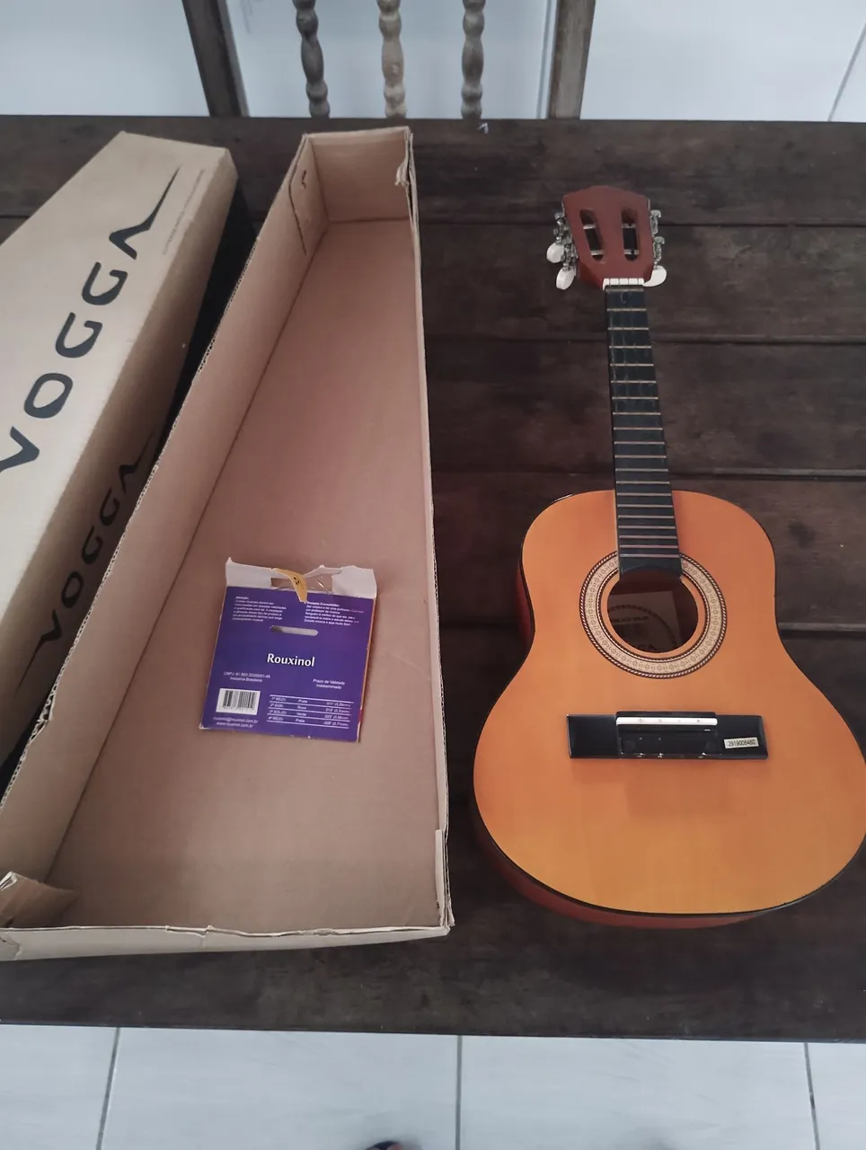 Cavaquinho vogga em boas condições+ jogo de cordas