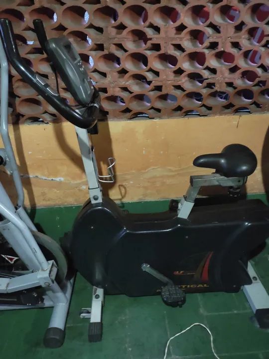 Bicicleta Ergométrica Usada - Foto 3