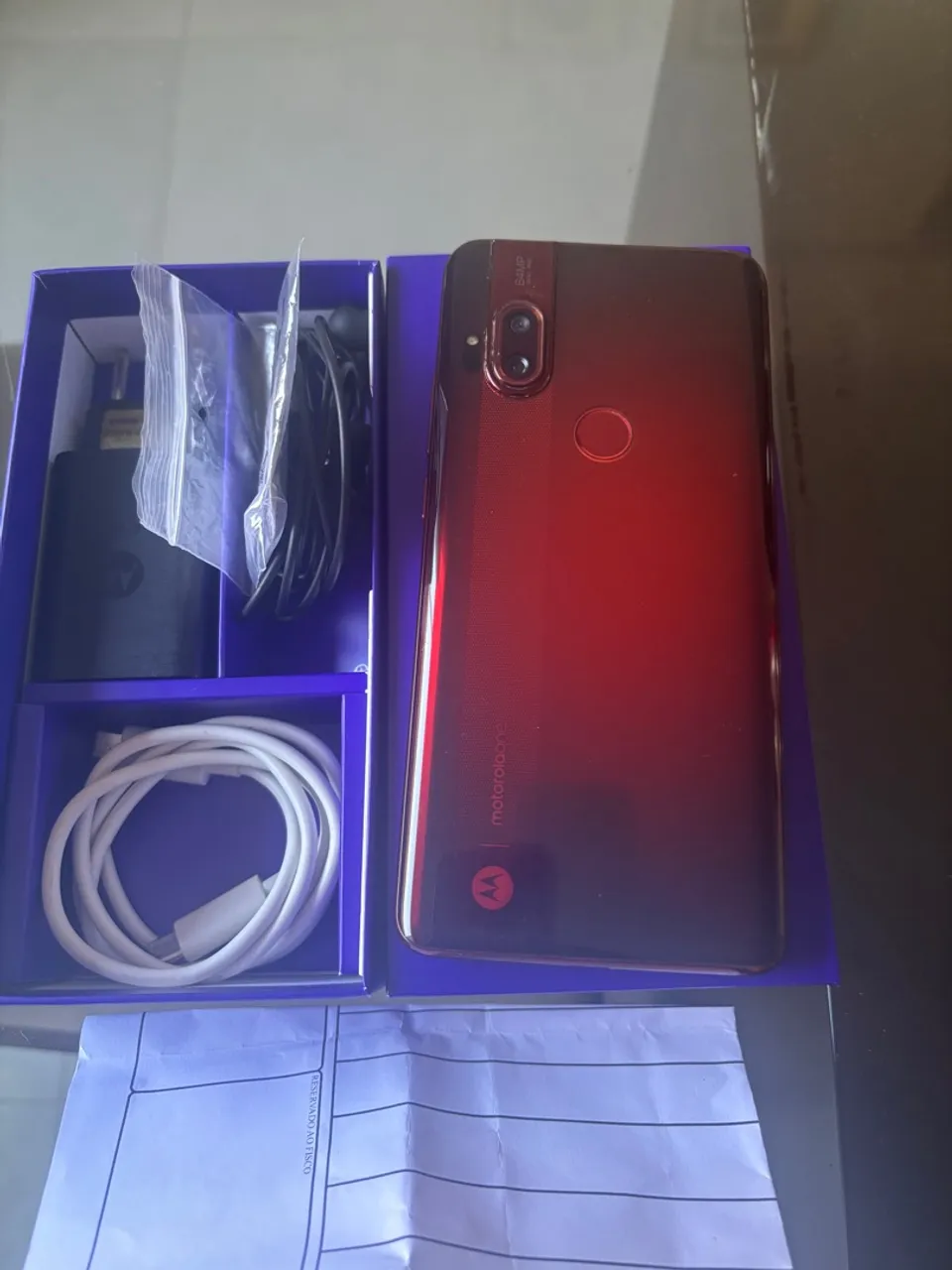 Vendo celular motorola motor one hyper vermelho âmbar super conservado